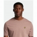 Kurzarm-T-Shirt Lyle & Scott V1-Slub Dunkelrosa Herren