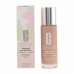 Base de Maquillaje Fluida Clinique Beyond Perfecting Corrector Facial Nº 21 Cream caramel 30 ml