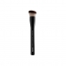 Brocha de Maquillaje NYX T Stop (1 unidad)