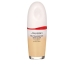 Base de Maquillaje Fluida Shiseido Revitalessence Skin Glow Nº 220 30 ml