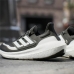 Sporta Bikses Sievietēm Adidas Ultra Boost Light Balts Melns