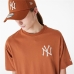 Miesten T-paita New Era LEAGUE ESSNTLS LC OS TEE NEYYAN 60435552 Ruskea (S)