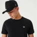 Naisten T-paita New Era Essentials